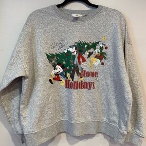 H&M Disney Home for the Holidays Gray Oversized Crewneck Sweatshirt Medium